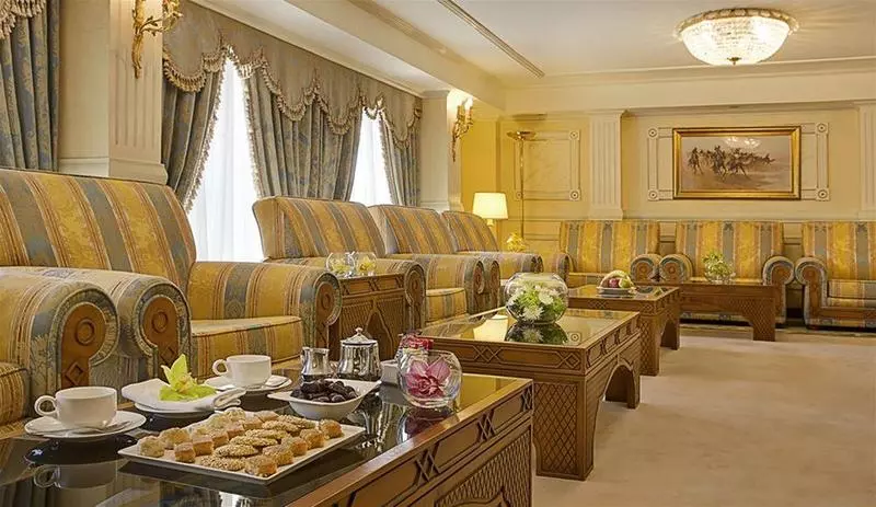 Отель Dhafra Beach