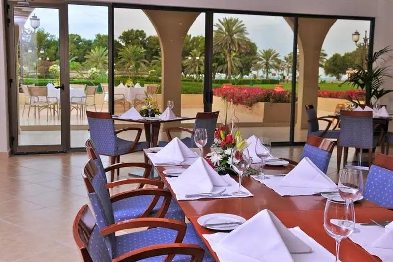 Отель Dhafra Beach