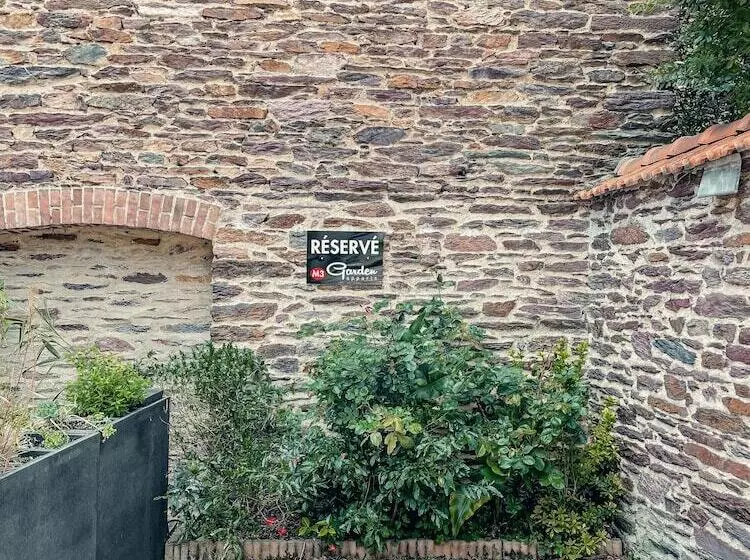 Garden Hotel Rennes Centre Gare