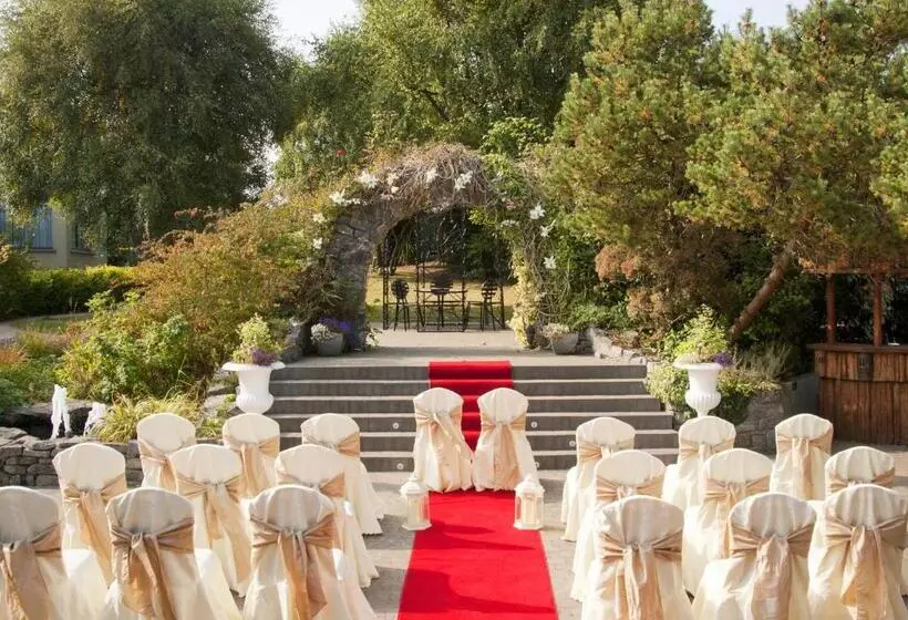 Greenhills Hotel Limerick