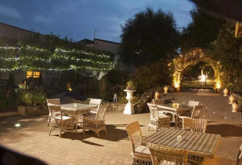 Greenhills Hotel Limerick