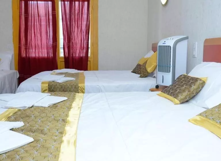 ホテル Aux Armes de Belgique