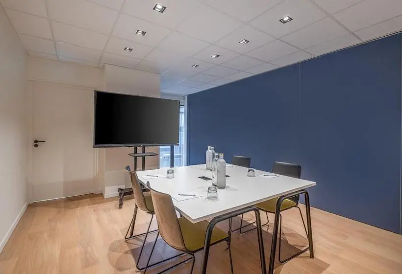 ホテル Hyatt Centric Reims