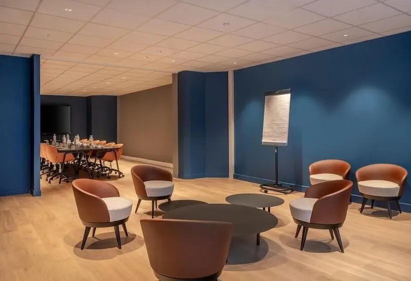 ホテル Hyatt Centric Reims