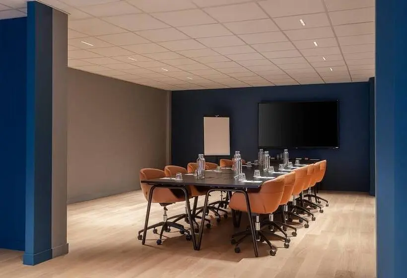 ホテル Hyatt Centric Reims