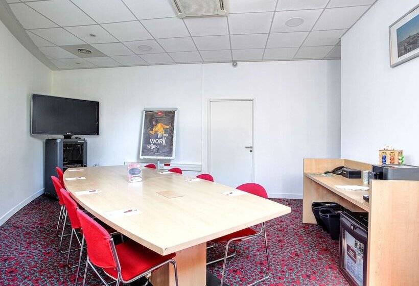 هتل Ibis Marseille Centre Gare Saint Charles