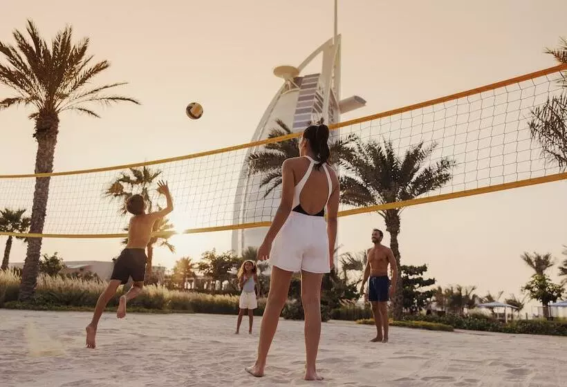 Jumeirah Beach Hotel Dubai