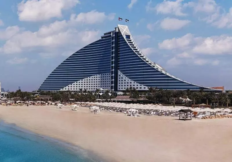 Jumeirah Beach Hotel Dubai