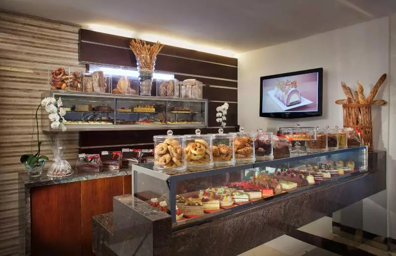 Jumeirah Beach Hotel Dubai