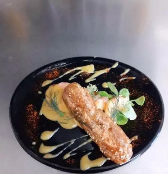 בית מלון כפרי Logis Le Grand Hôtel Du Louvre