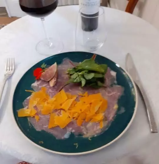 בית מלון כפרי Logis Le Grand Hôtel Du Louvre