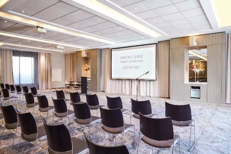 هتل Mercure Rennes Centre Gare