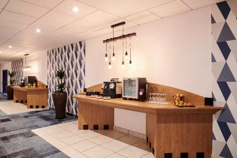 هتل Mercure Rennes Centre Gare