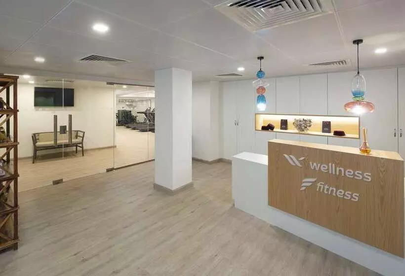 酒店 Occidental Sharjah Grand