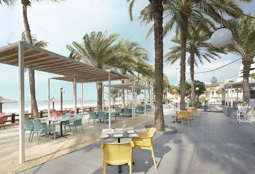 酒店 Occidental Sharjah Grand