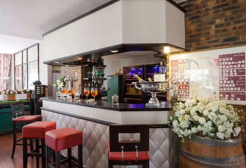 فندق The Originals City, Hôtel Bordeaux Porte Du Bassin