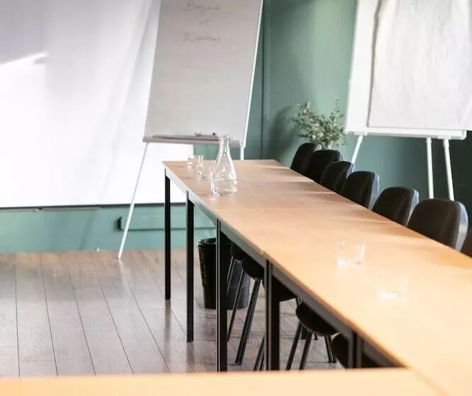 فندق The Originals City, Hôtel Bordeaux Porte Du Bassin