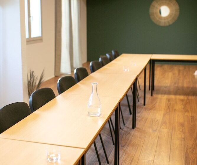 ホテル The Originals City, Hôtel Bordeaux Porte Du Bassin