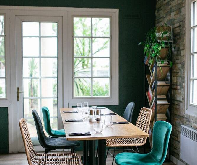 ホテル The Originals City, Hôtel Bordeaux Porte Du Bassin