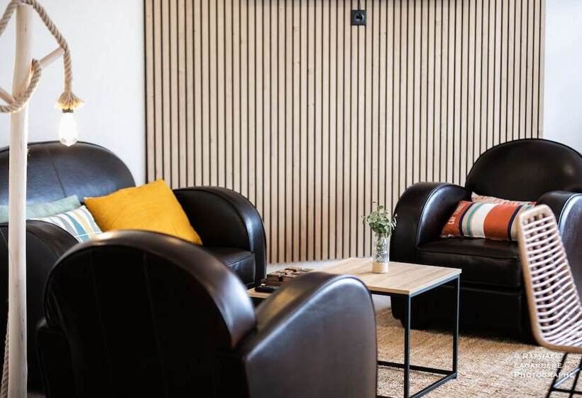 בית מלון כפרי The Originals City, Hôtel Bordeaux Porte Du Bassin