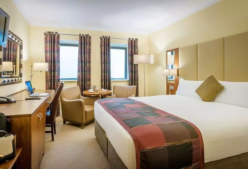 בית מלון כפרי Royal Marine