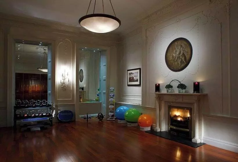 هتل The Shelbourne, Autograph Collection