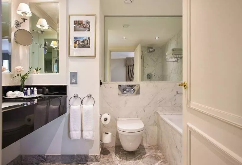 هتل The Shelbourne, Autograph Collection