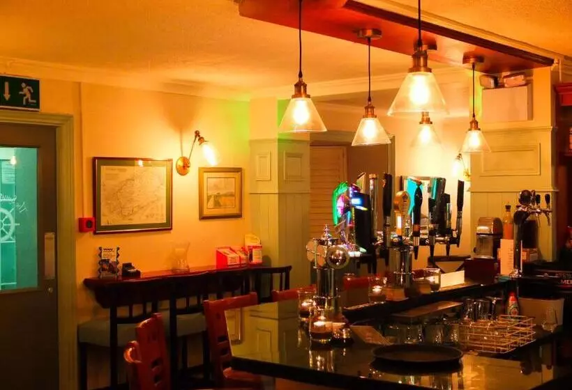 فندق The Smugglers Inn