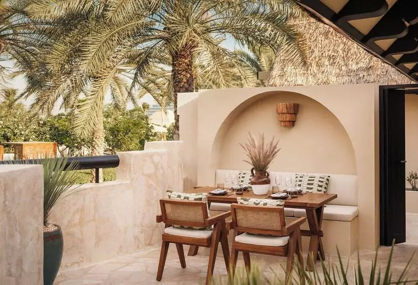 Jumeirah Beach Hotel Dubai