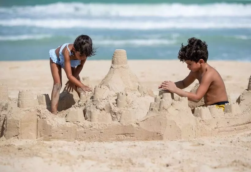 Jumeirah Beach Hotel Dubai