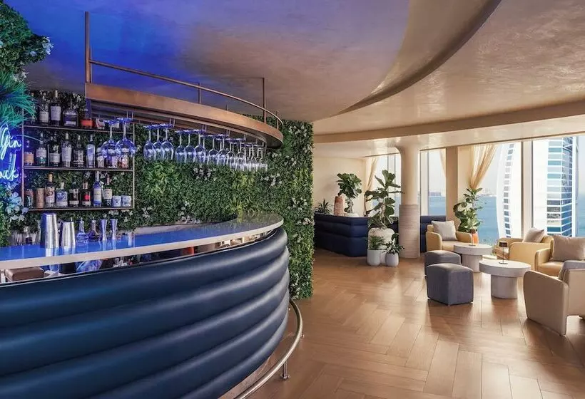 Jumeirah Beach Hotel Dubai