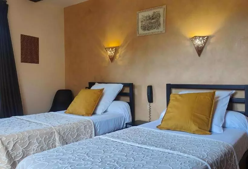 فندق Auberge Saint Jacques