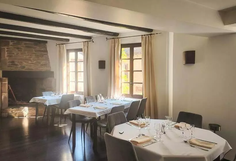 فندق Auberge Saint Jacques