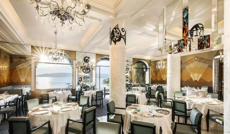 Отель Belles Rives