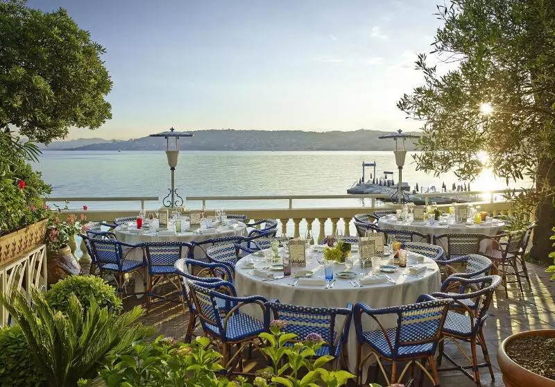 Отель Belles Rives