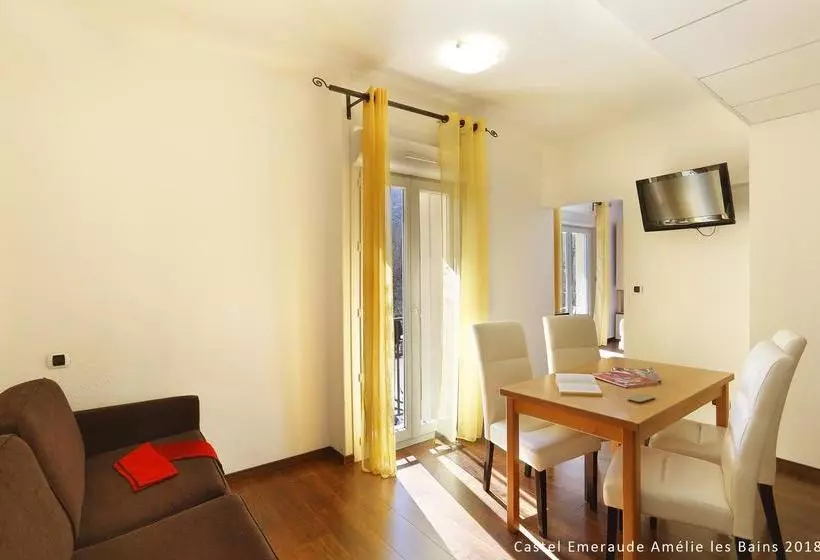 Отель Castel Emeraude