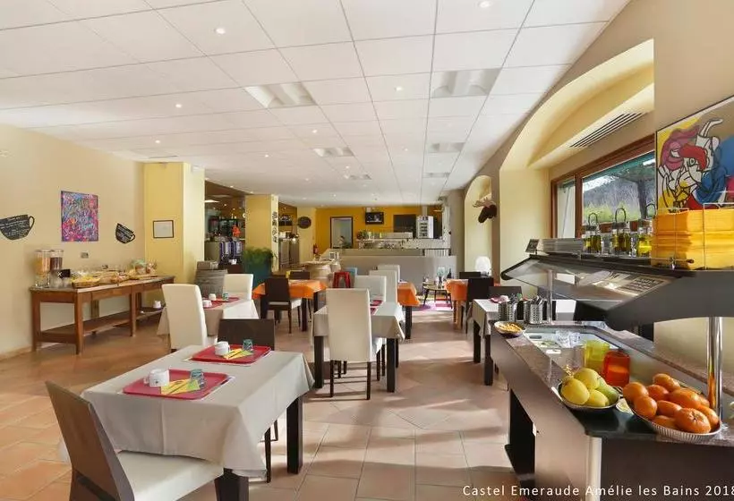 Отель Castel Emeraude