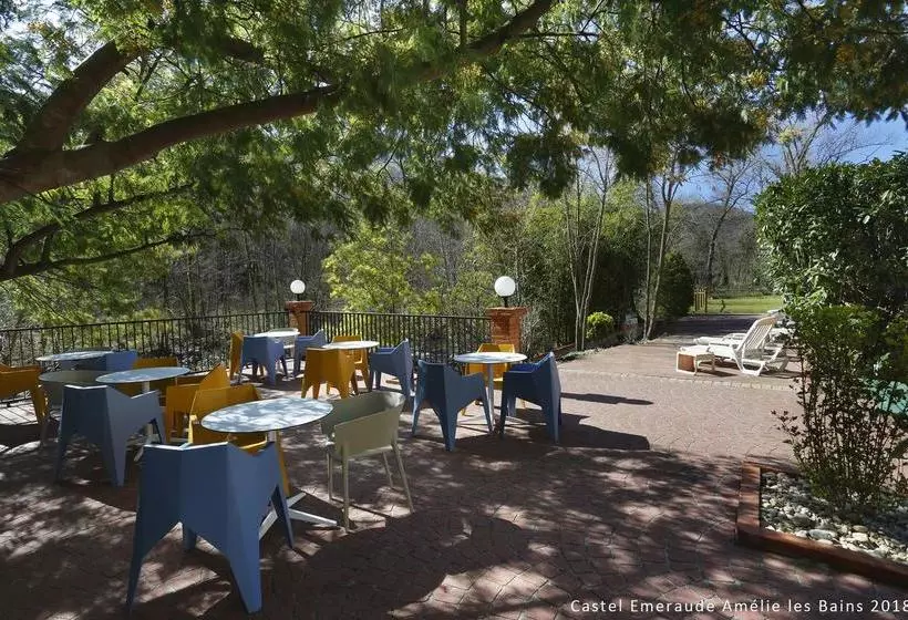 Отель Castel Emeraude