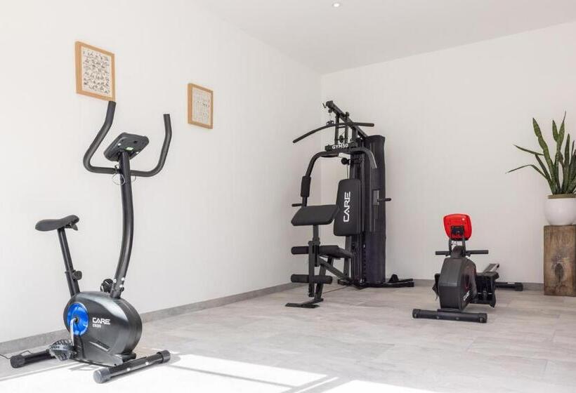 호텔 Logis Hôtel Restaurant Château Bellevue