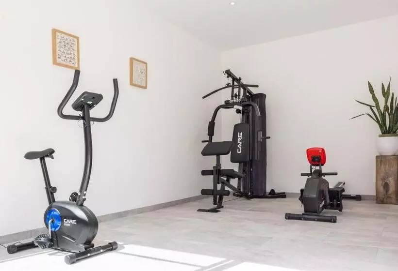 فندق Logis Hôtel Restaurant Château Bellevue