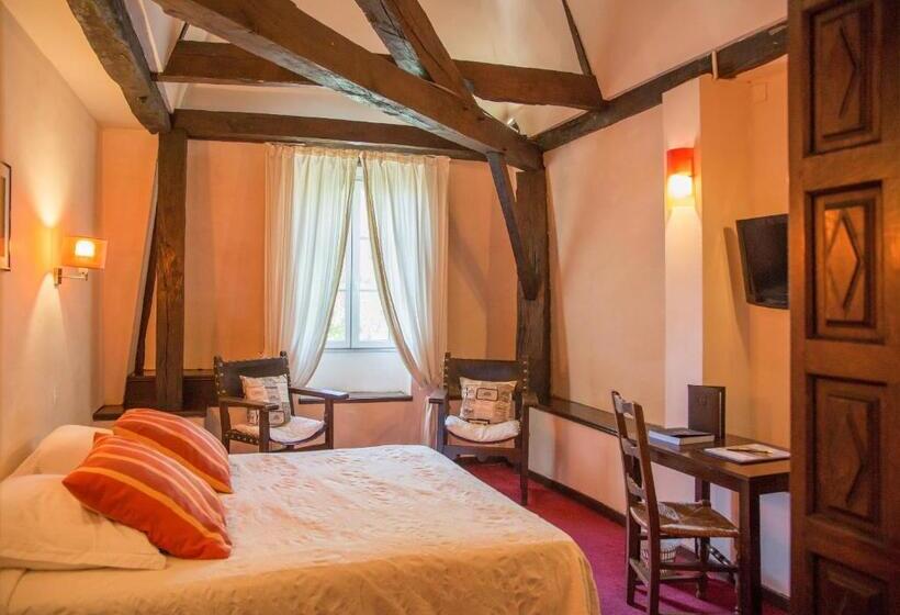 ホテル Logis Hôtel Restaurant Château Bellevue