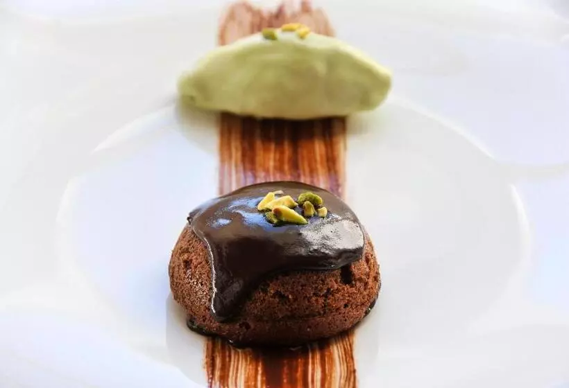 فندق Logis Hôtel Restaurant Château Bellevue