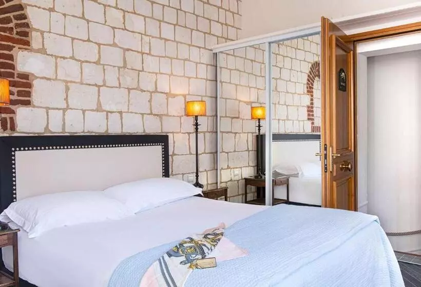 فندق Chateau De Montreuil