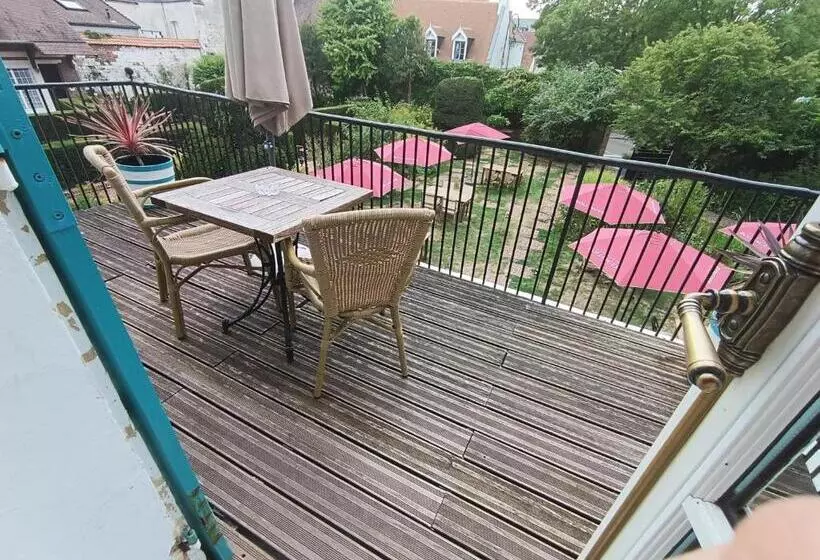 فندق Chateau De Montreuil