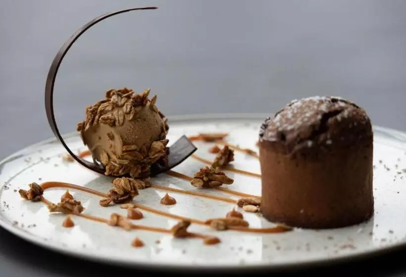 فندق Chateau De Rochecotte