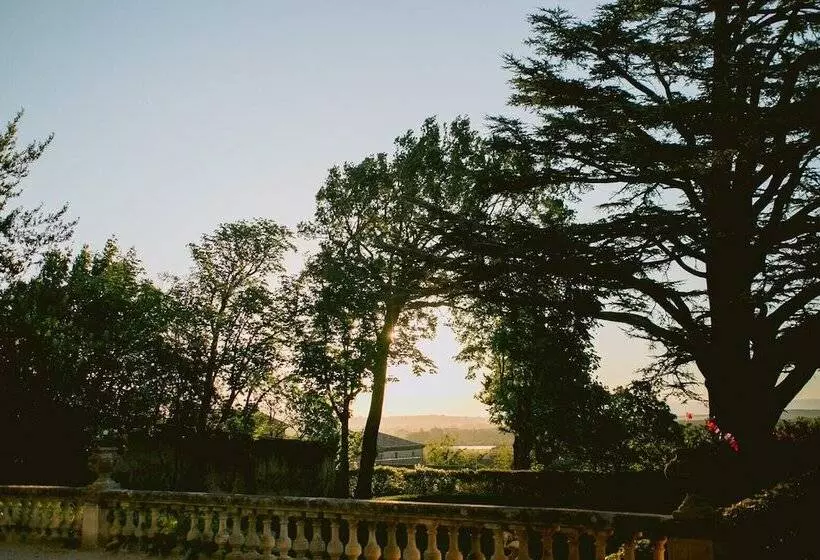 Отель Chateau De Varenne