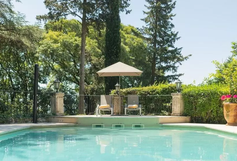 Отель Chateau De Varenne