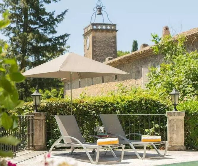 Отель Chateau De Varenne