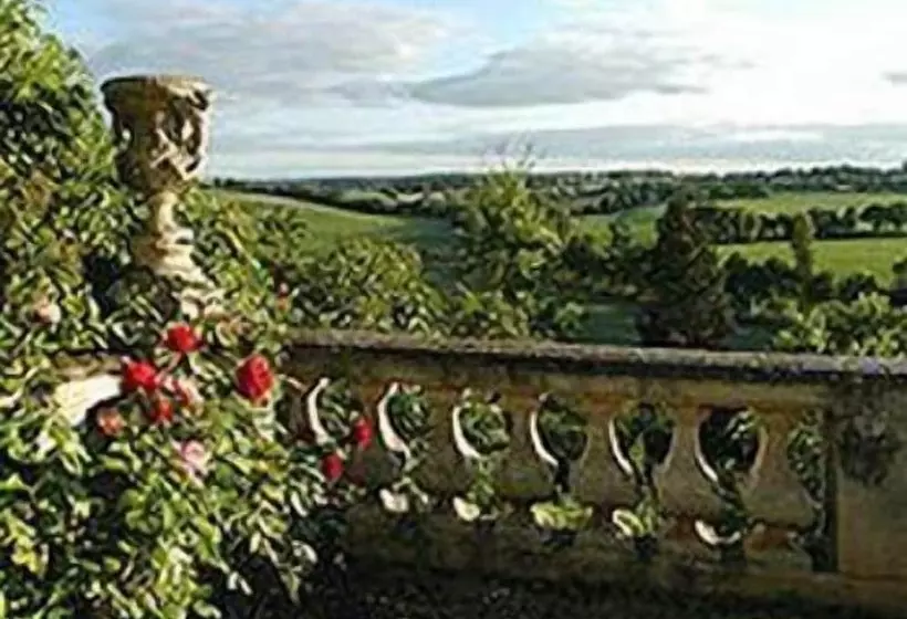 בית מלון כפרי Château De Larroque