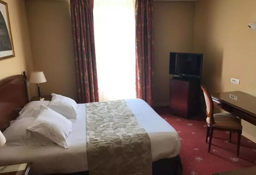 בית מלון כפרי Château De Sancy